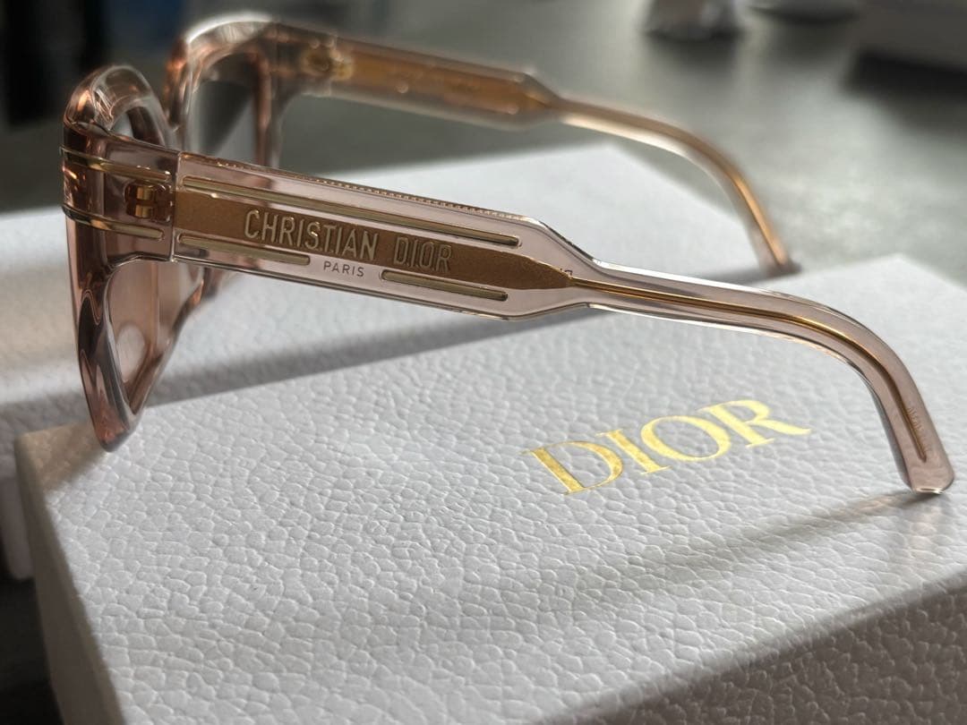 【美品】Dior ディオール DiorSignature サングラス ピンク
