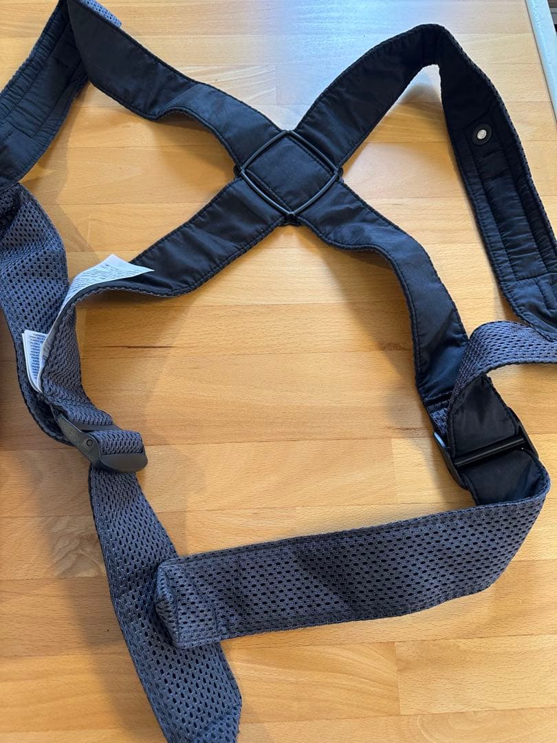 美品 ベビービョルン MINI Air メッシュ