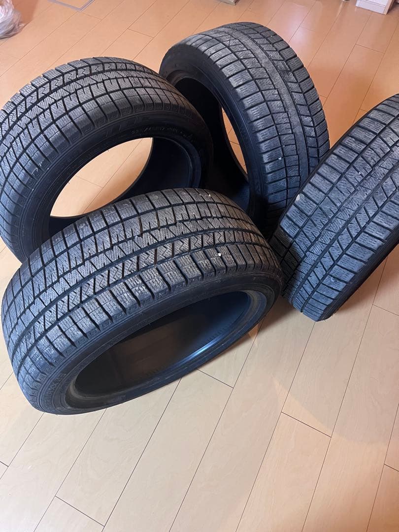 ダンロップ スタッドレス WINTERMAXX03 2シーズン使用　室内保管