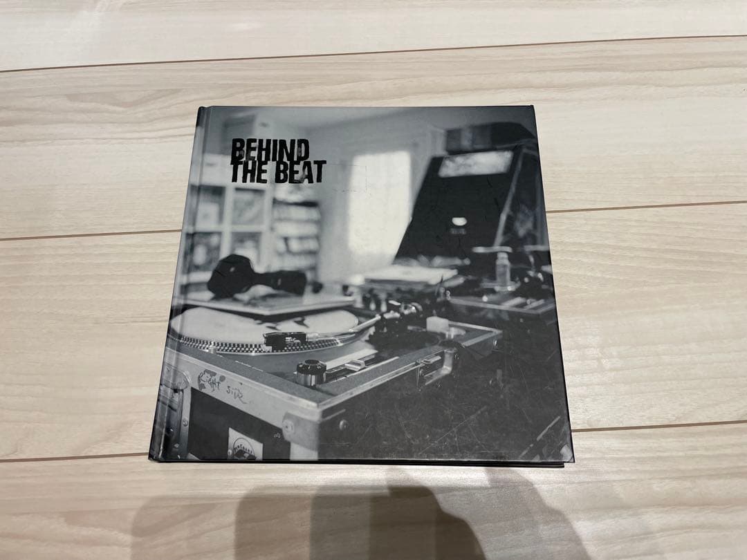 希少⭐︎BEHIND THE BEAT 写真集 jdilla他