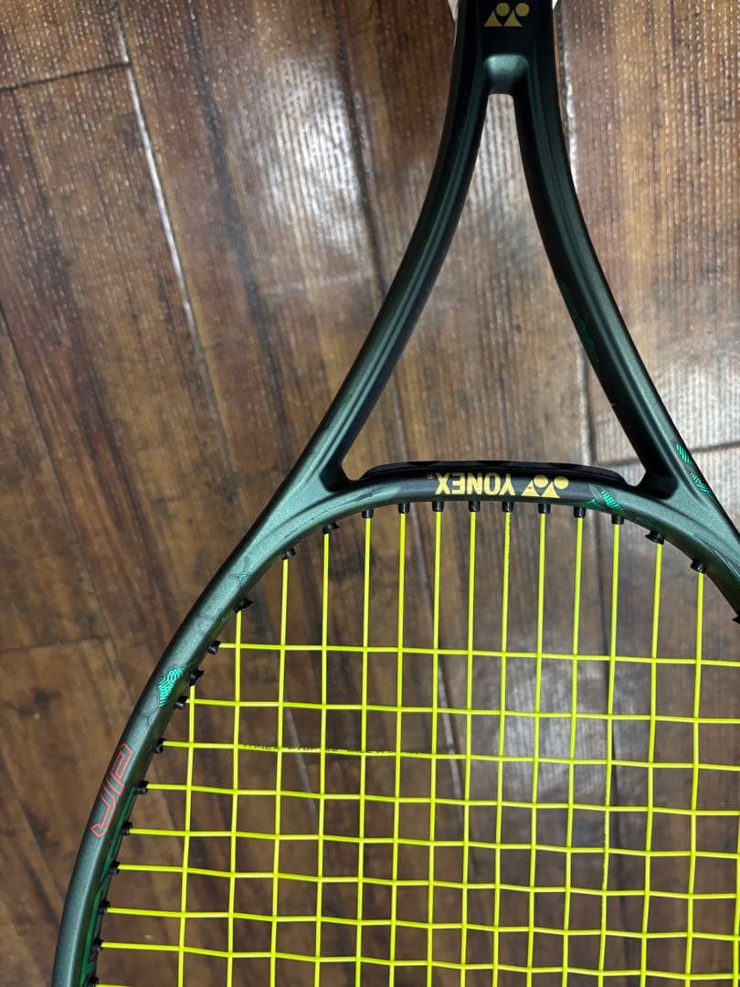 YONEX VCORE PRO JP 100 テニスラケット300g