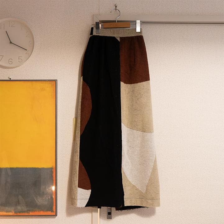 【Ameri／'25年4月】GEOMETRIC COMFY PILE SKIRT