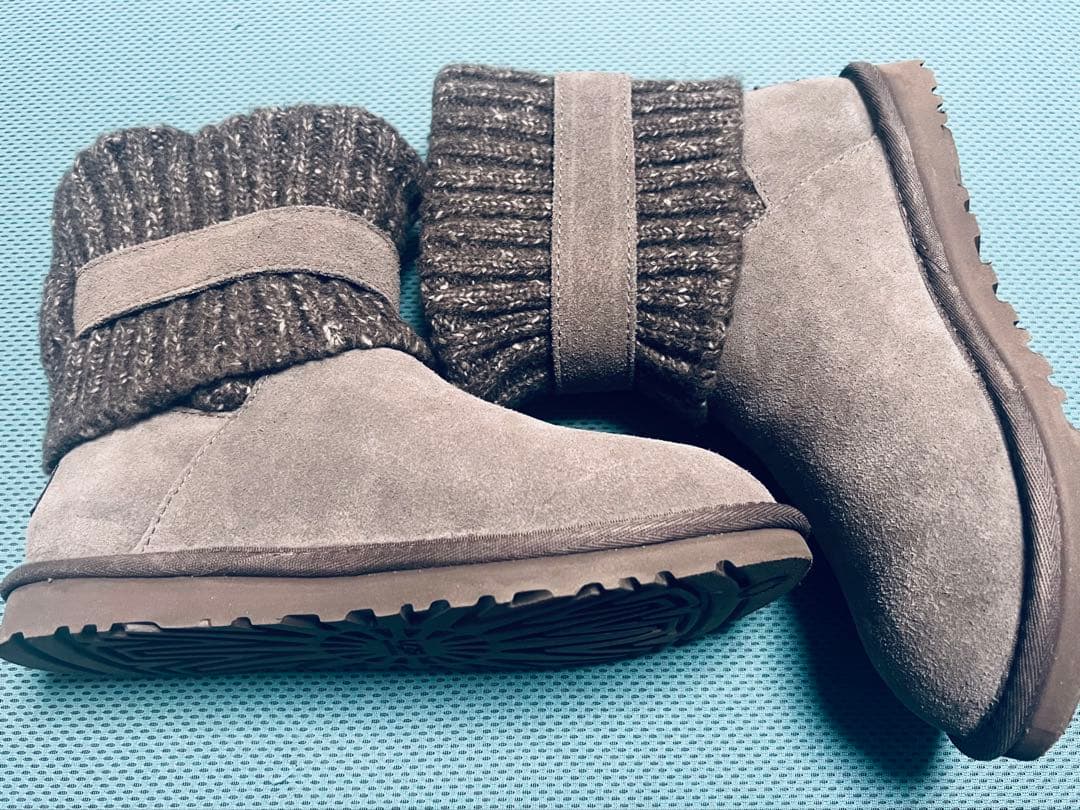 【週末限定値下げ‼️】美品！UGG ケンブリッジ　ニットブーツ　23センチ　グレー
