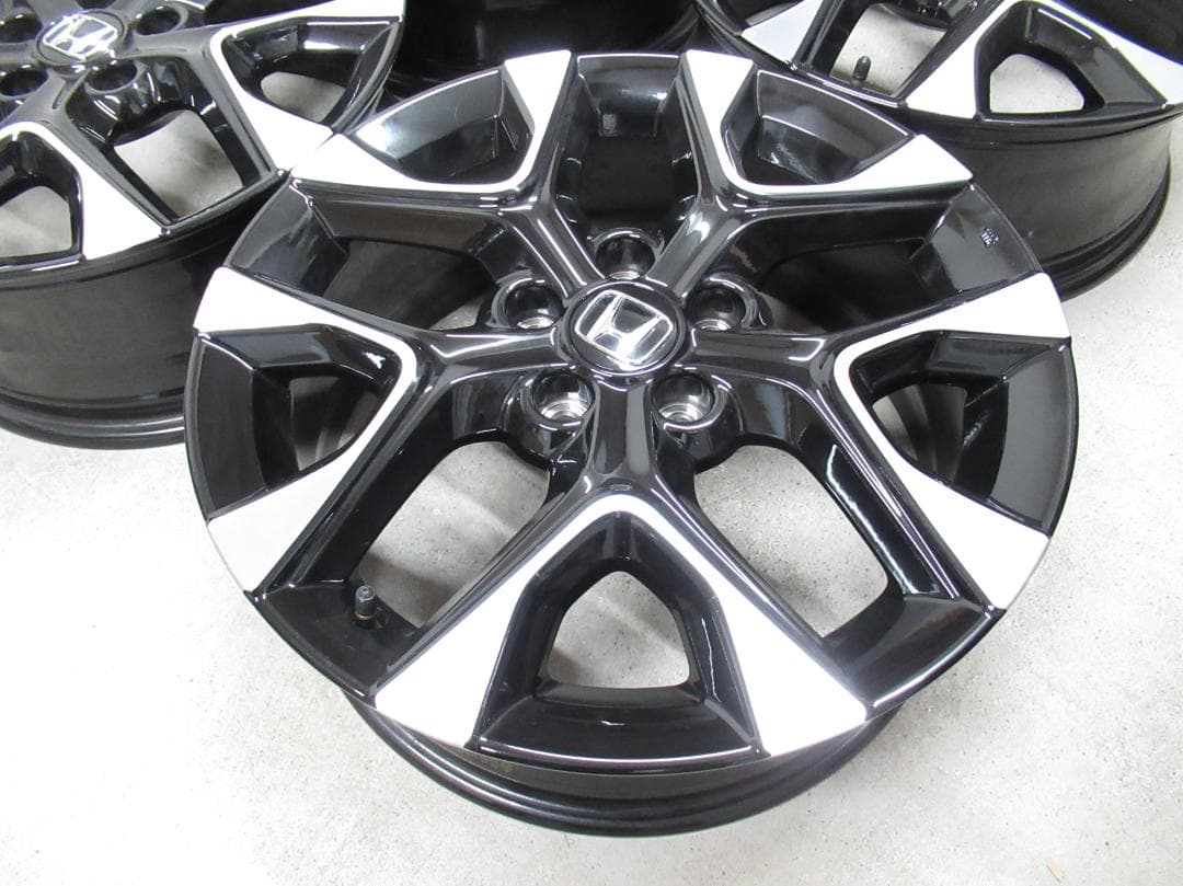 ZR-V Zグレード 純正 アルミホイール　7J　+50　114.3　ホンダ