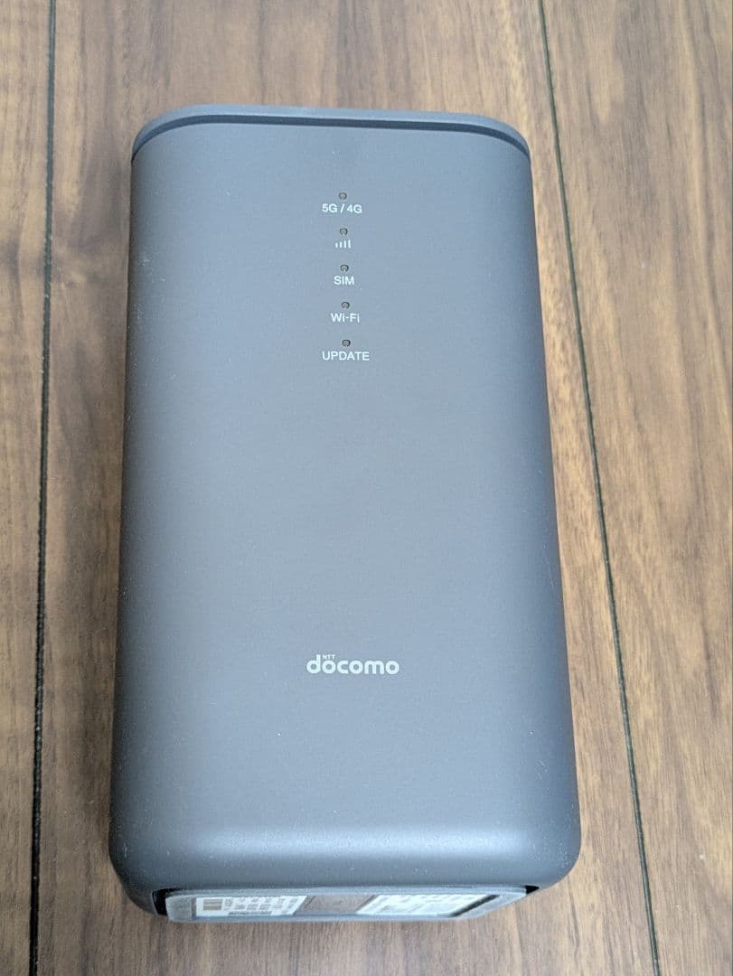 docomo  5G HR02 無線LANルーター 本体