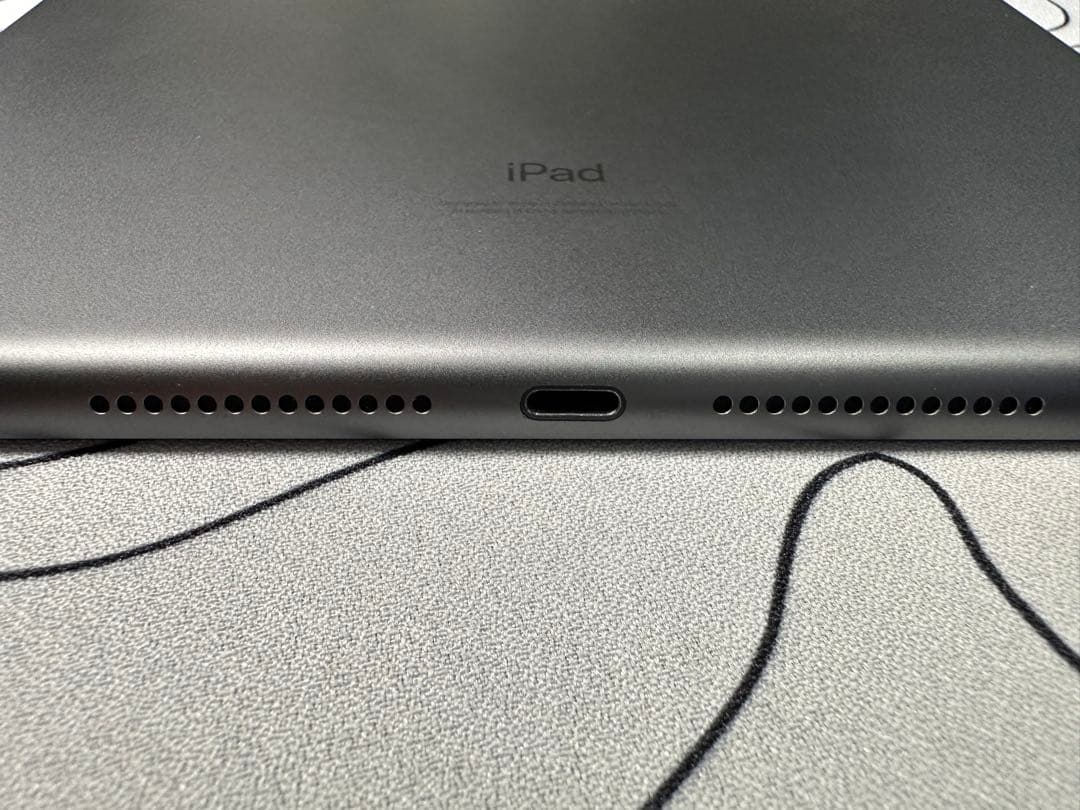 iPad 第9世代 スペースグレイ 64GBモデル