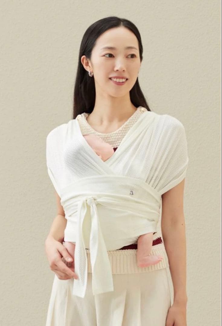 【美品】コニー抱っこ紐FLEXAirMesh™ サイズ調節可 ヘッドサポート付き