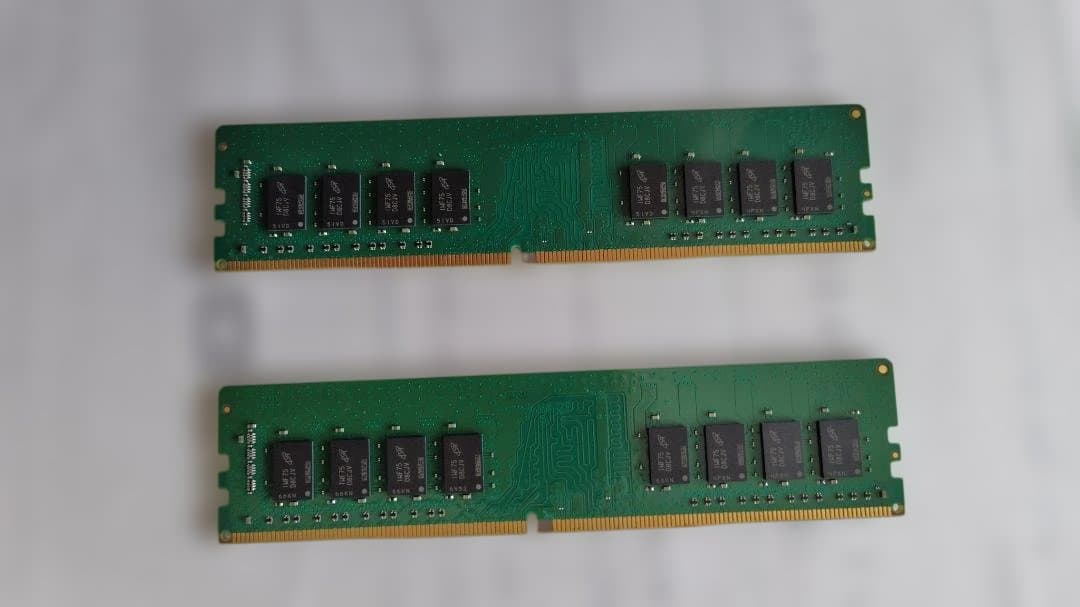 大特価：32GBメモリ−2枚セット