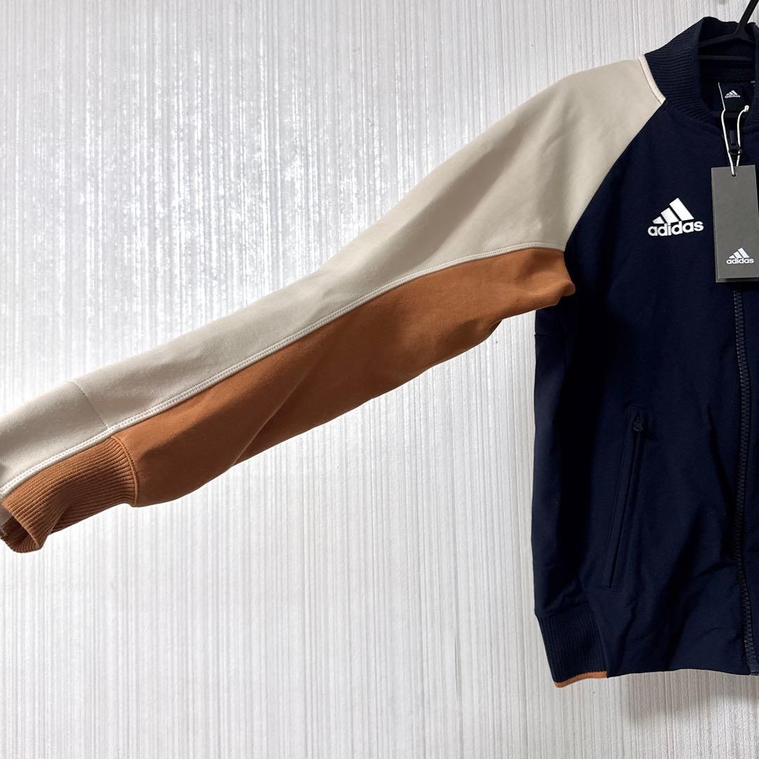 adidas VRCTジャケット FWT37 スポーツウェア Man着用