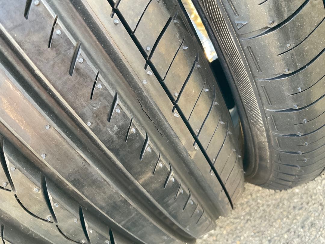 【送料無料】ヨコハマ　アドバンdBデシベル　205/60R16 新古タイヤ4本