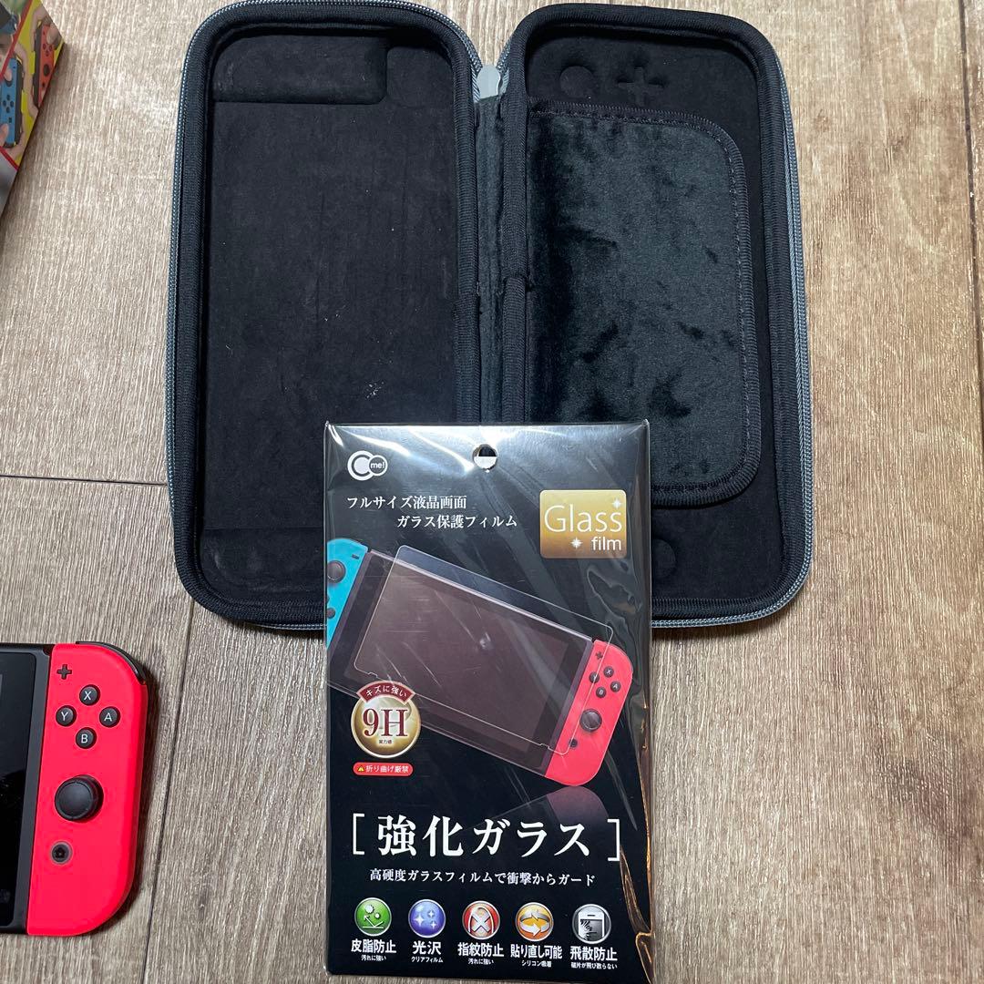 2.3回使用　ケース・フィルム付きNintendo Switch 本体