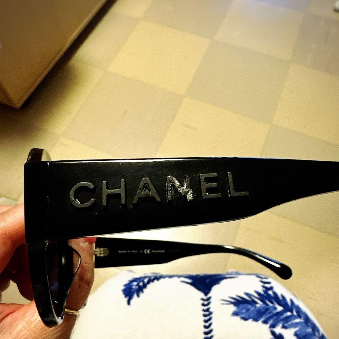 CHANEL ラウンドサングラス ブラック ケース付き