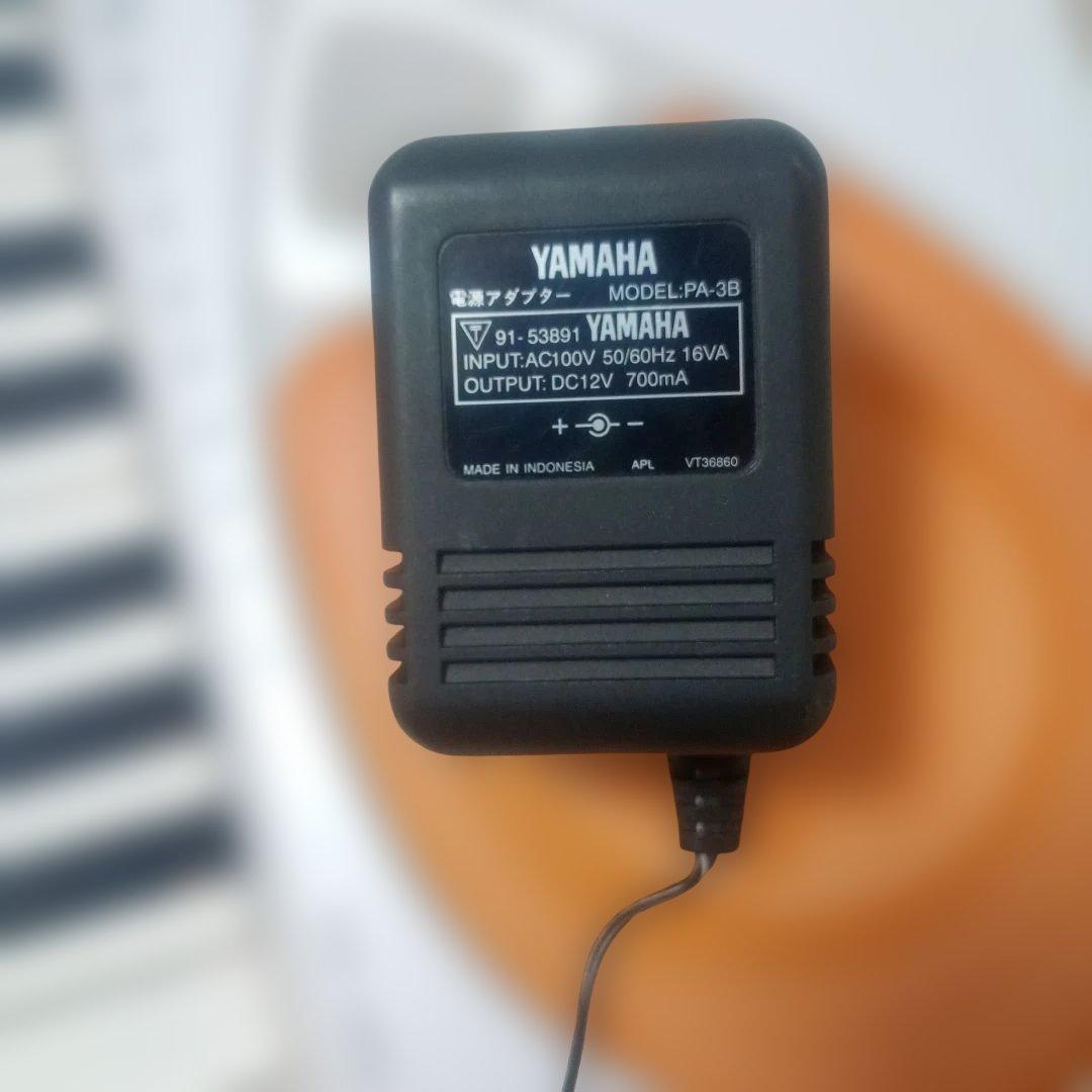 YAMAHA PORTATONE EZ-J22　電子キーボード スタンド付き