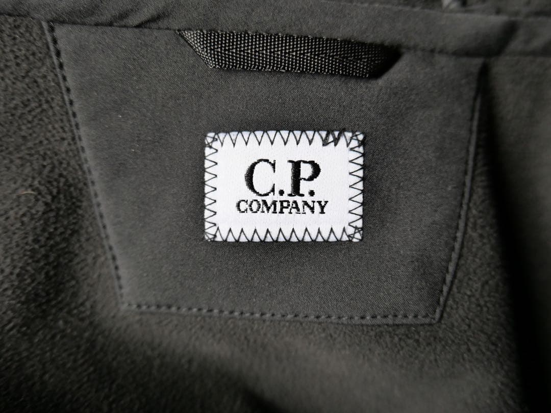 CP COMPANY フーデッドテックコート