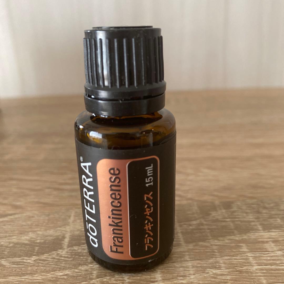 ドテラ　doTERRA フランキンセンス　15ml 新品　未開封