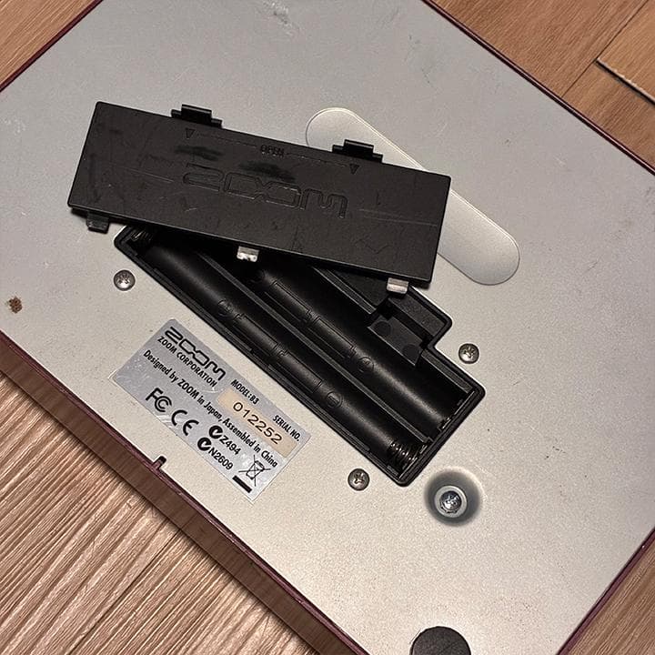 Zoom B3　マルチエフェクター　ベース用