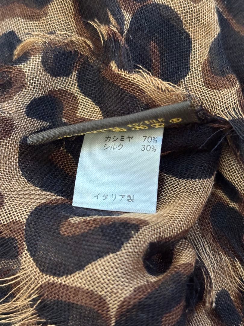LOUIS VUITTON レオパード柄 ストール