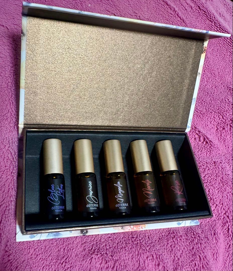 doTERRA プレシャスフローラルコレクション 限定版