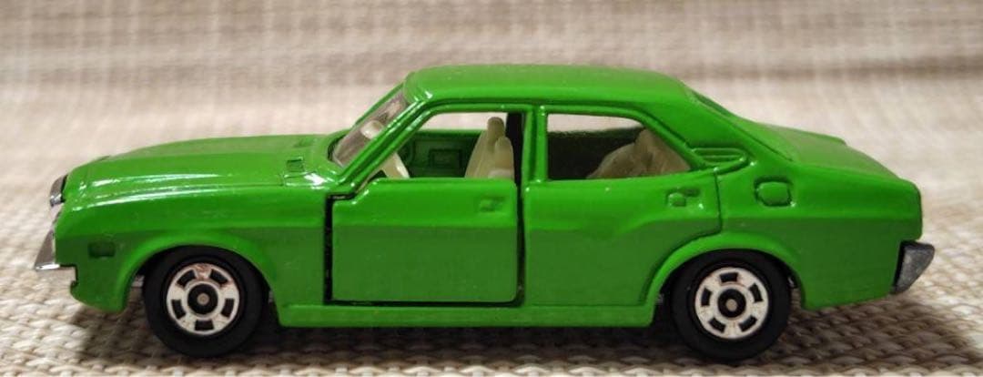 トミカ黒箱99-2 マツダルーチェAPカスタムGR Ⅱ 日本製 当時物