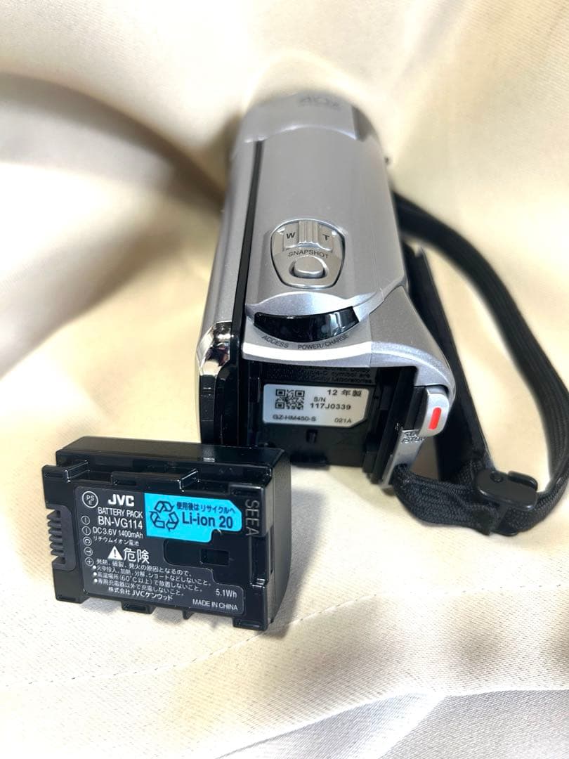 【美品】JVC Everio HDビデオカメラ 本体