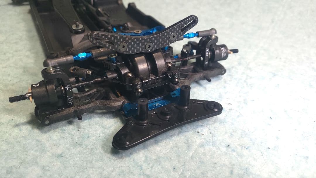 美品　タミヤ TAMIYA TB04-R シャーシ