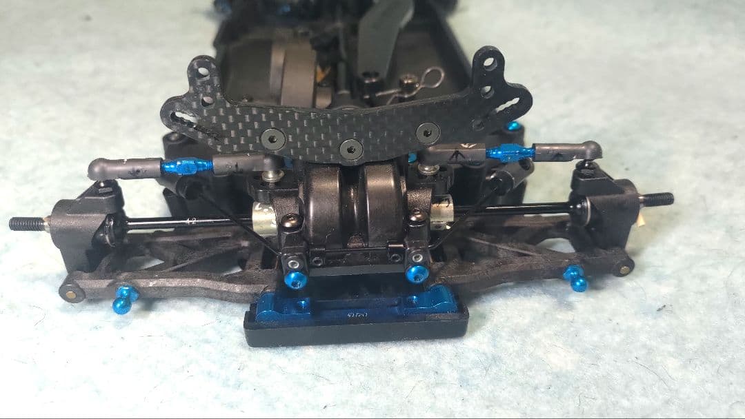 美品　タミヤ TAMIYA TB04-R シャーシ