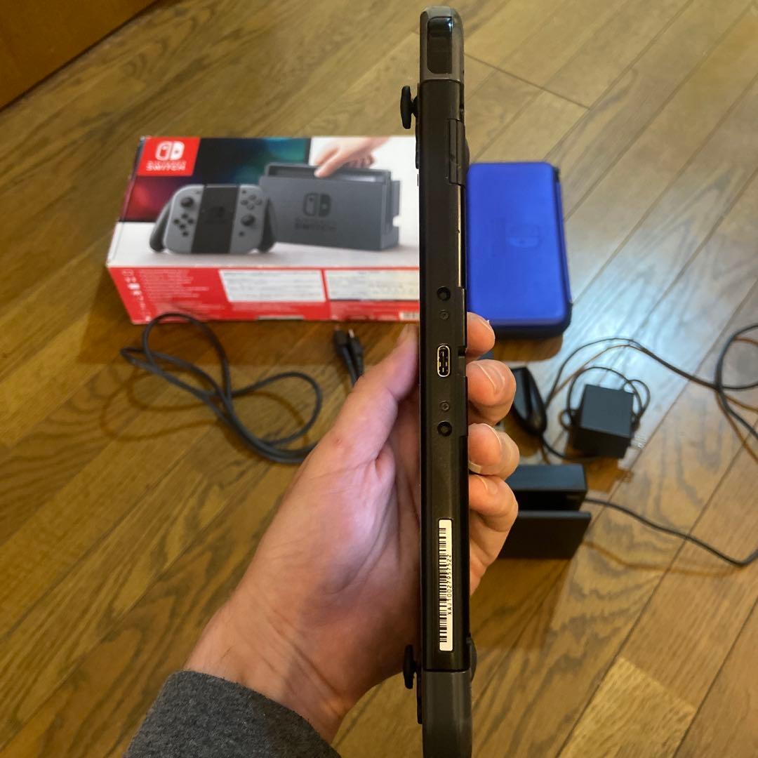 Nintendo Switchグレー 本体 充電ケーブル付き.スイッチケース付属