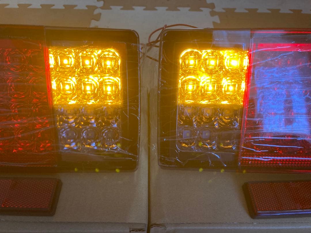 エブリィDA64V／DA17V LED テールランプ　シーケンシャル　新品