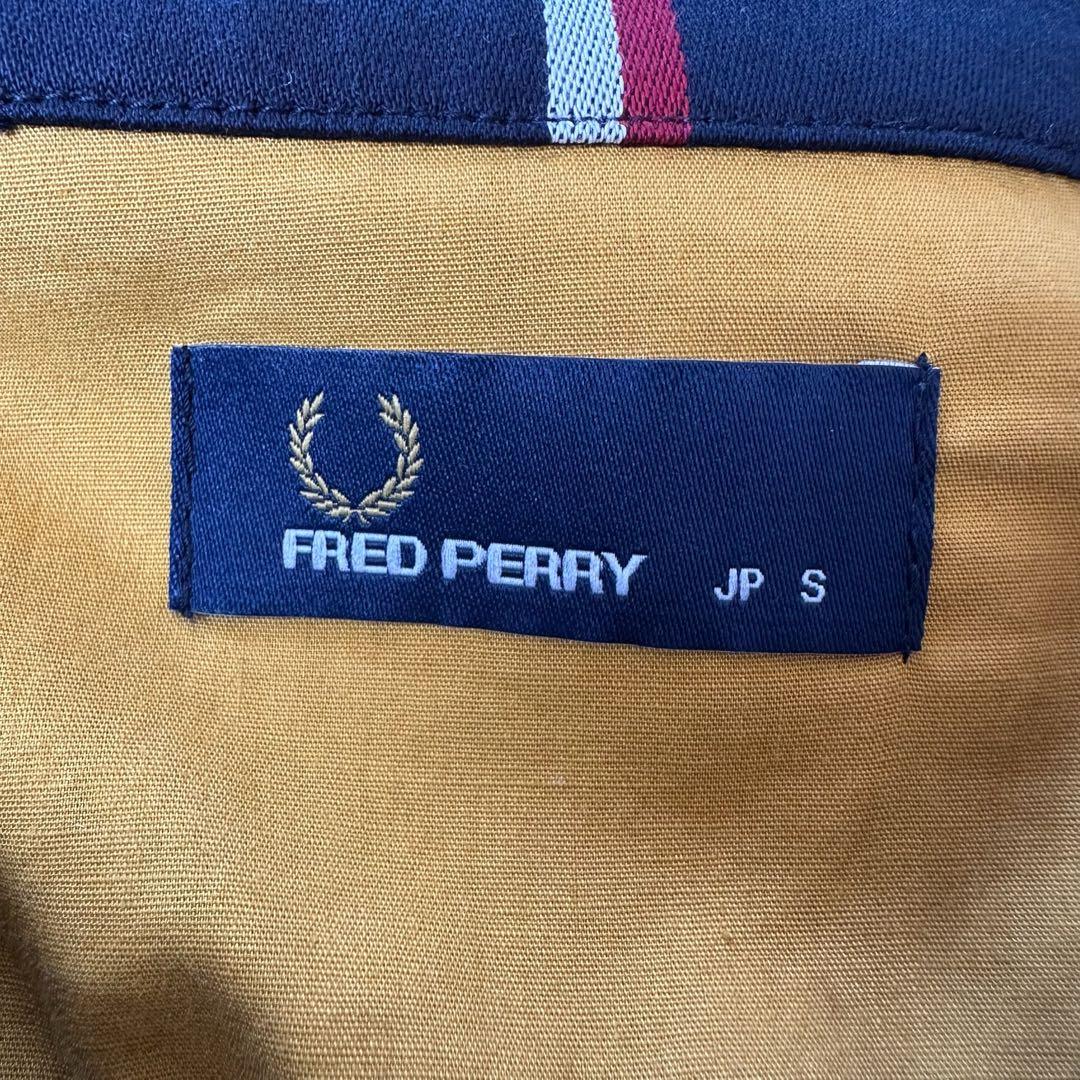 FRED PERRY フレッドペリー スウィングトップ 短丈 ロゴ