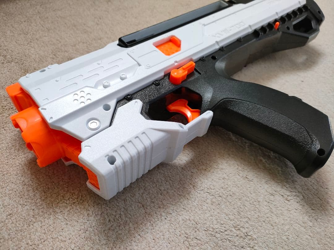 Nerf　ナーフ　ライバル　ヘリオス　箱あり