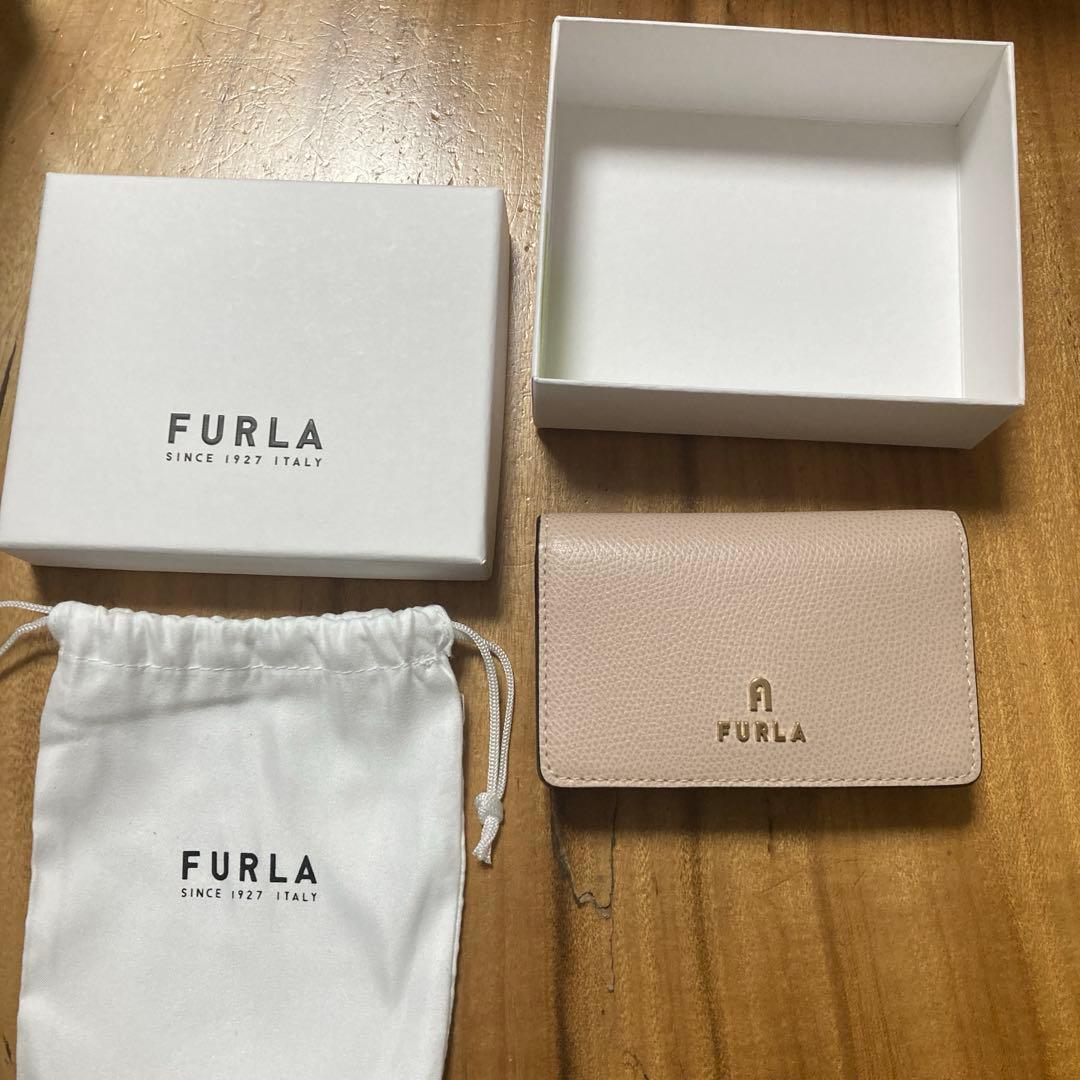FURLA バレリーナ名刺入れ