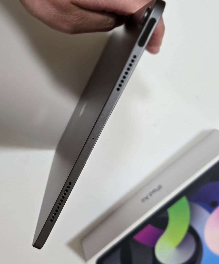 Apple iPad air 第4世代　64GB wifi スペースグレー 本体