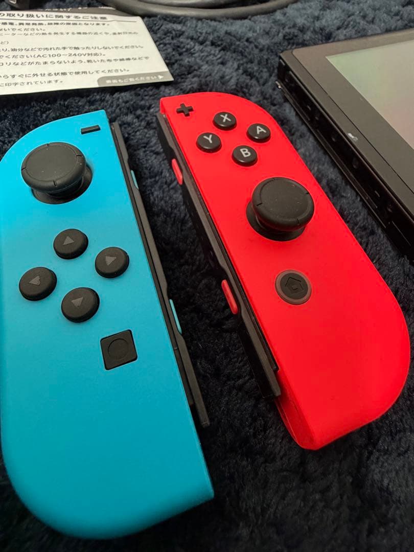 【値下げ中】Nintendo Switch 本体 SDカード32GB付き