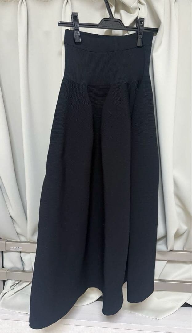 CFCL スカート　BLACK 1
