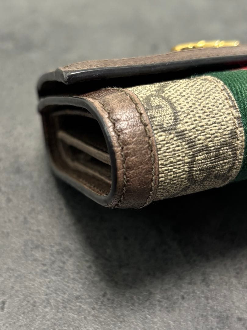 GUCCI コンパクトウォレット オフィディア GGシェリー 三つ折り財布