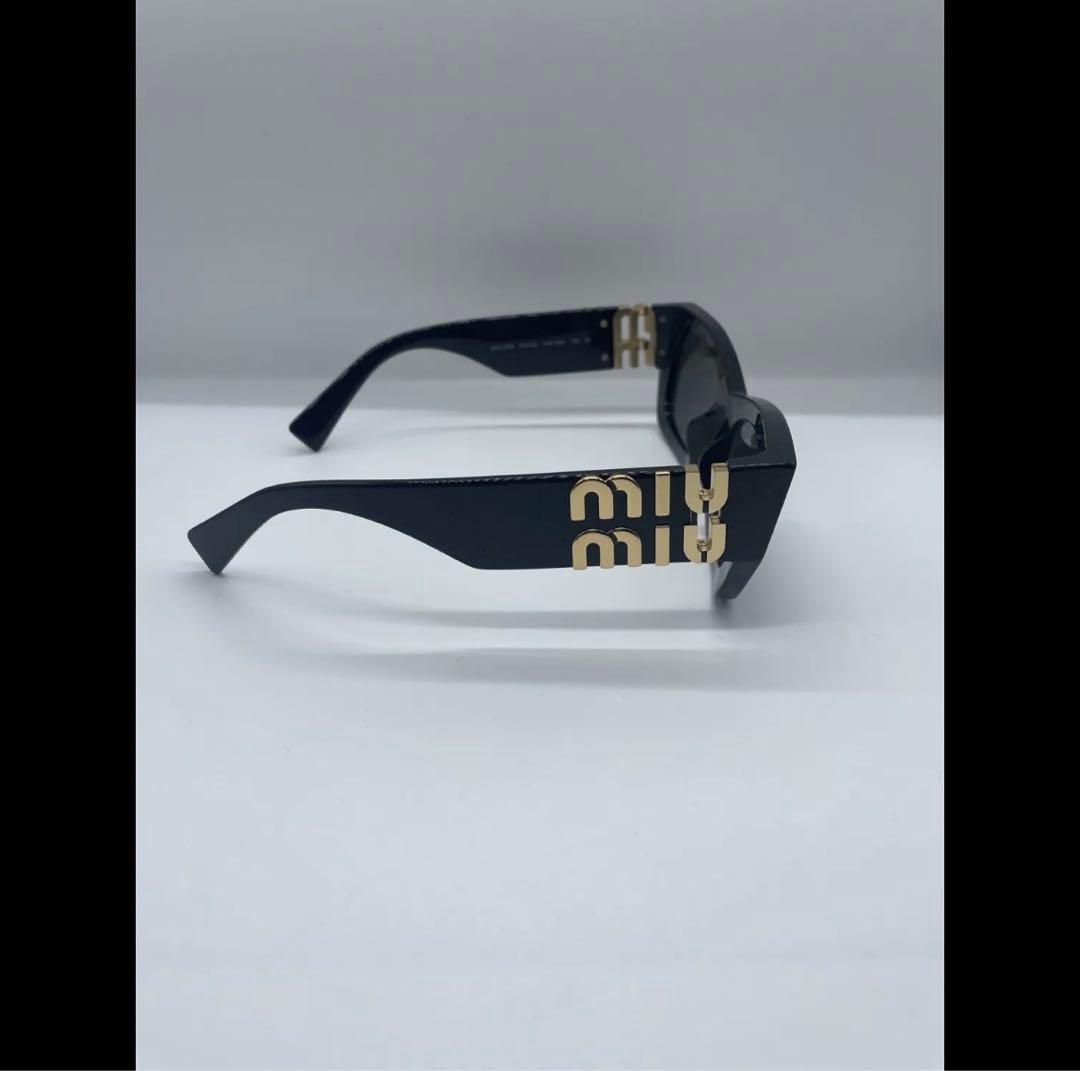 Miu Miu ロゴ　スクエア　サングラス