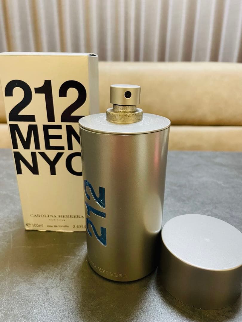 キャロライナヘレラ212 メン 100ml 残量たっぷり!