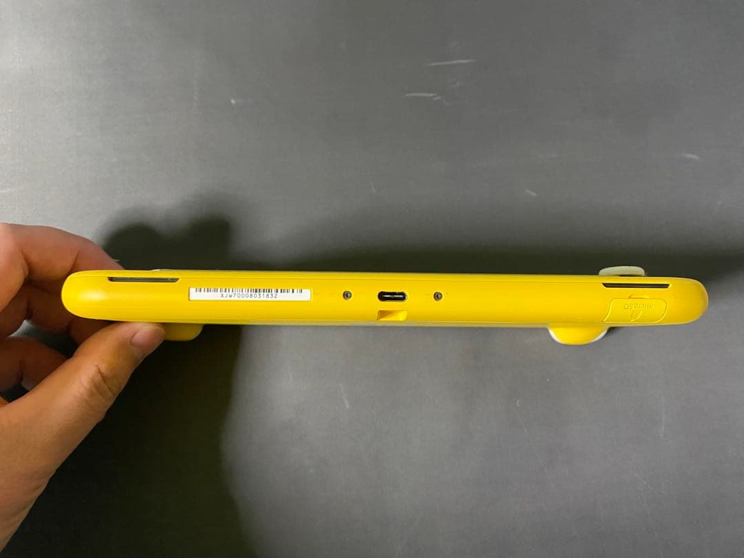 Nintendo Switch Lite イエロー　本体＋α