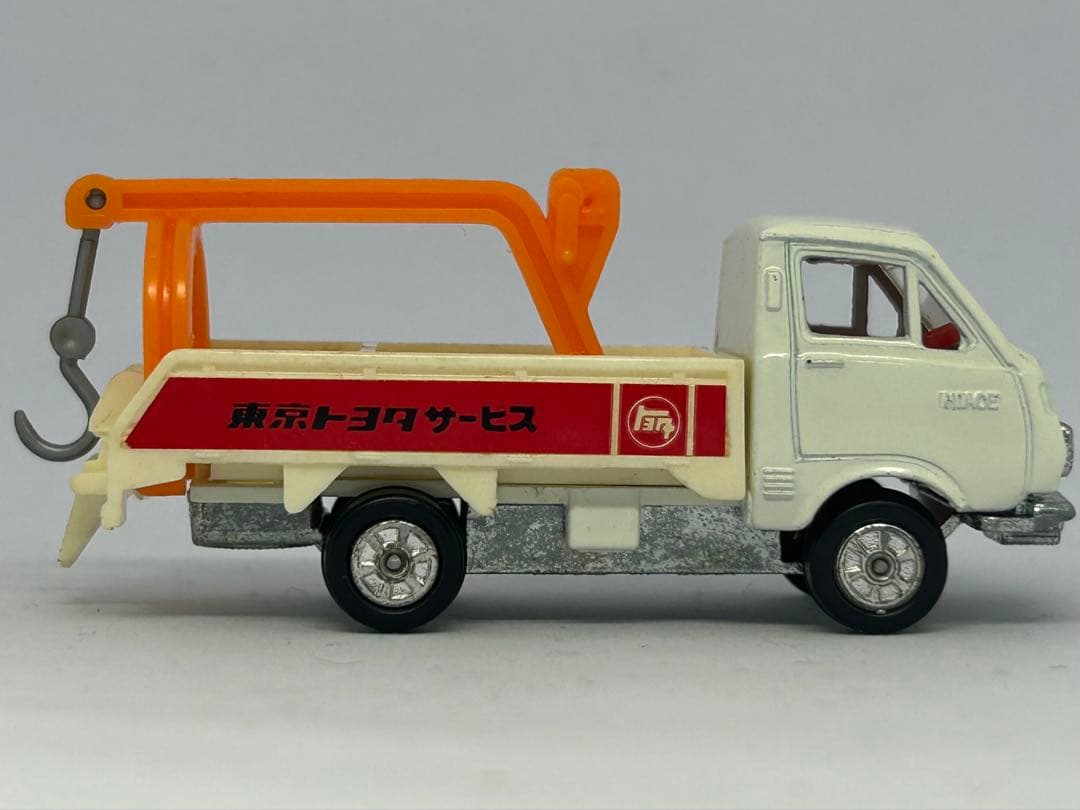 トミカ No.39 トヨタ ハイエース レッカー 日本製 黒箱 艶箱 当時物