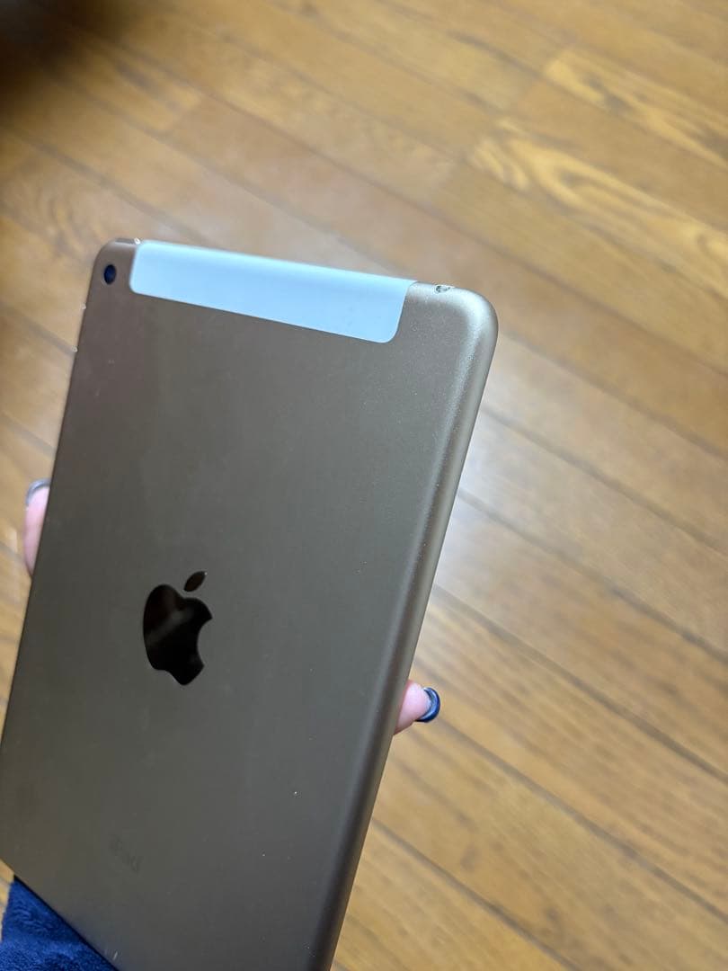 Apple iPad mini4 32GBゴールド 本体