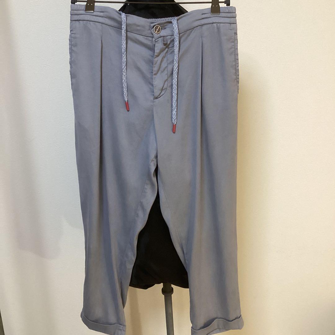 Kiton キートンうすグレー　メンズイージーパンツ