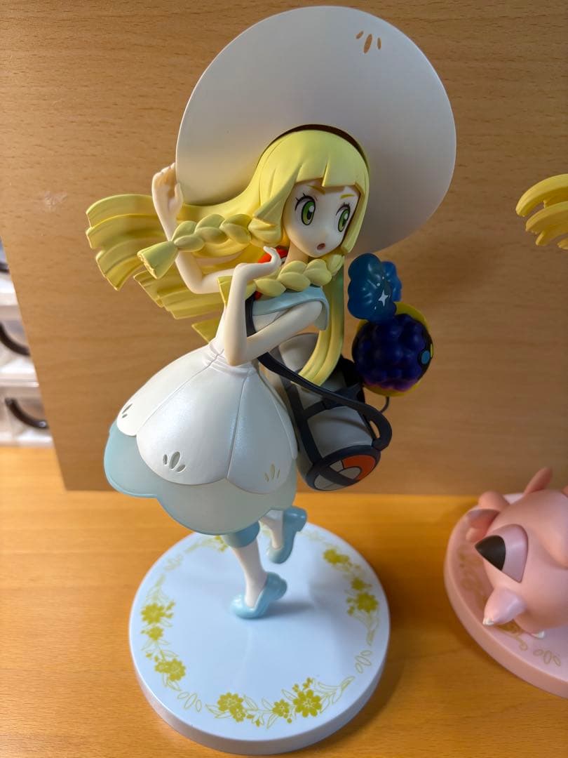 箱無し　コトブキヤ　リーリエフィギュア　2体セット