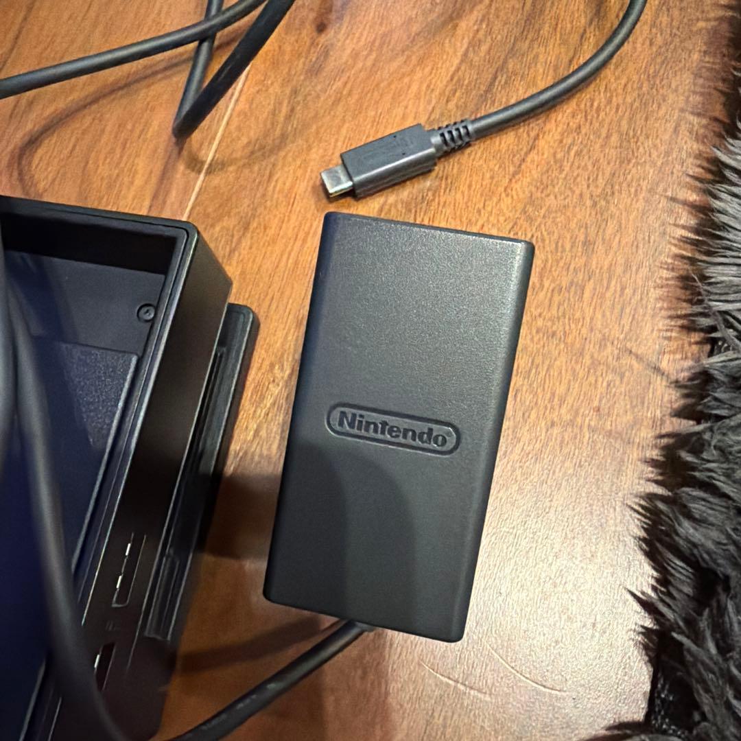 Nintendo Switch 本体 イエロー/ブルー/レッド