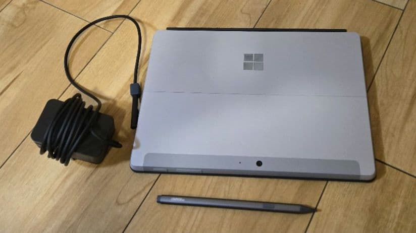 Microsoft Surface go3 本体　メタペン付き