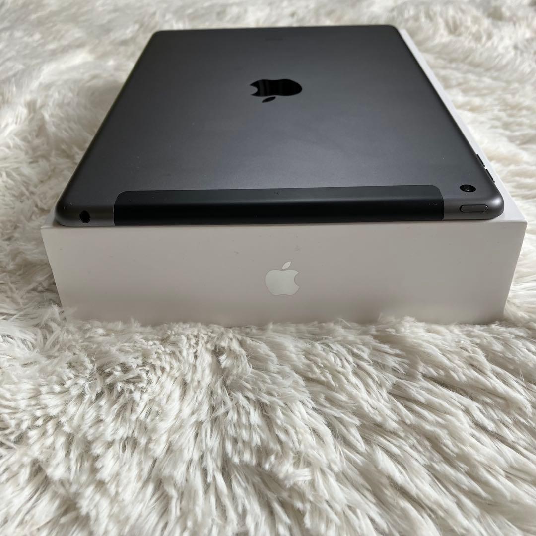 【早い者勝ち】iPad 第7世代 32GB SIMフリー【すぐ発送】【付属品】