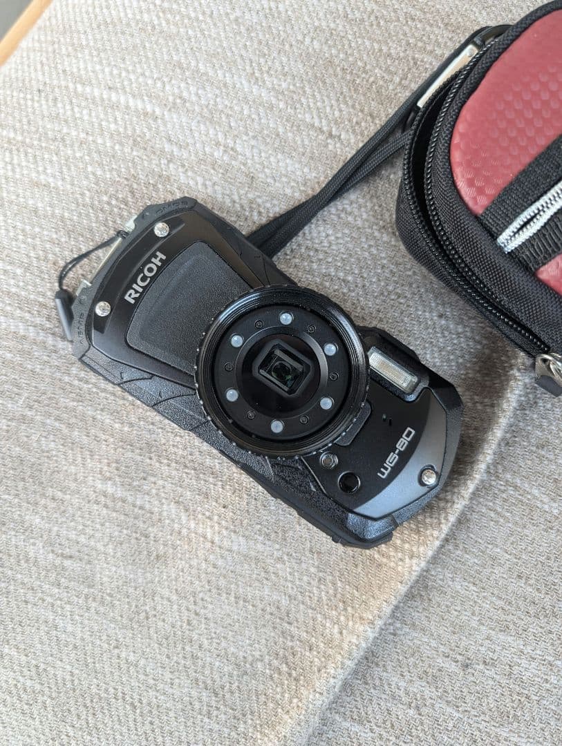 Ricoh WG-80　防水　高性能デジタルカメラ