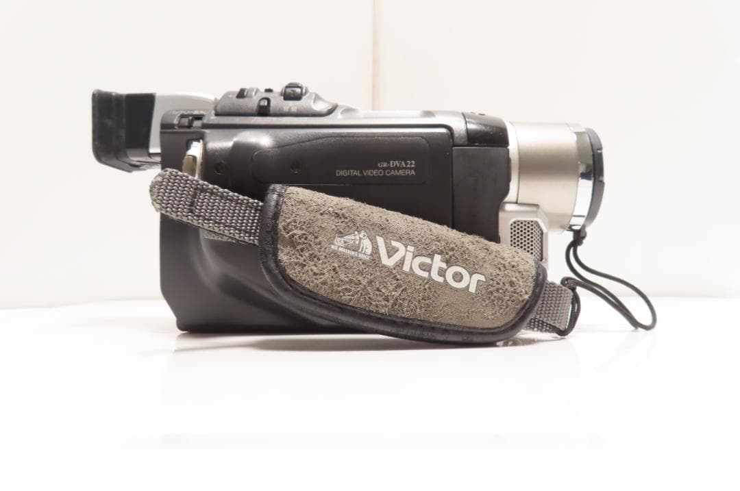訳有り動作品　Victor ビクター　デジタルビデオカメラ　GR-DVA22K
