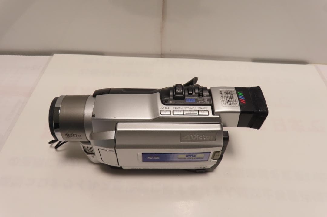 訳有り動作品　Victor ビクター　デジタルビデオカメラ　GR-DVA22K