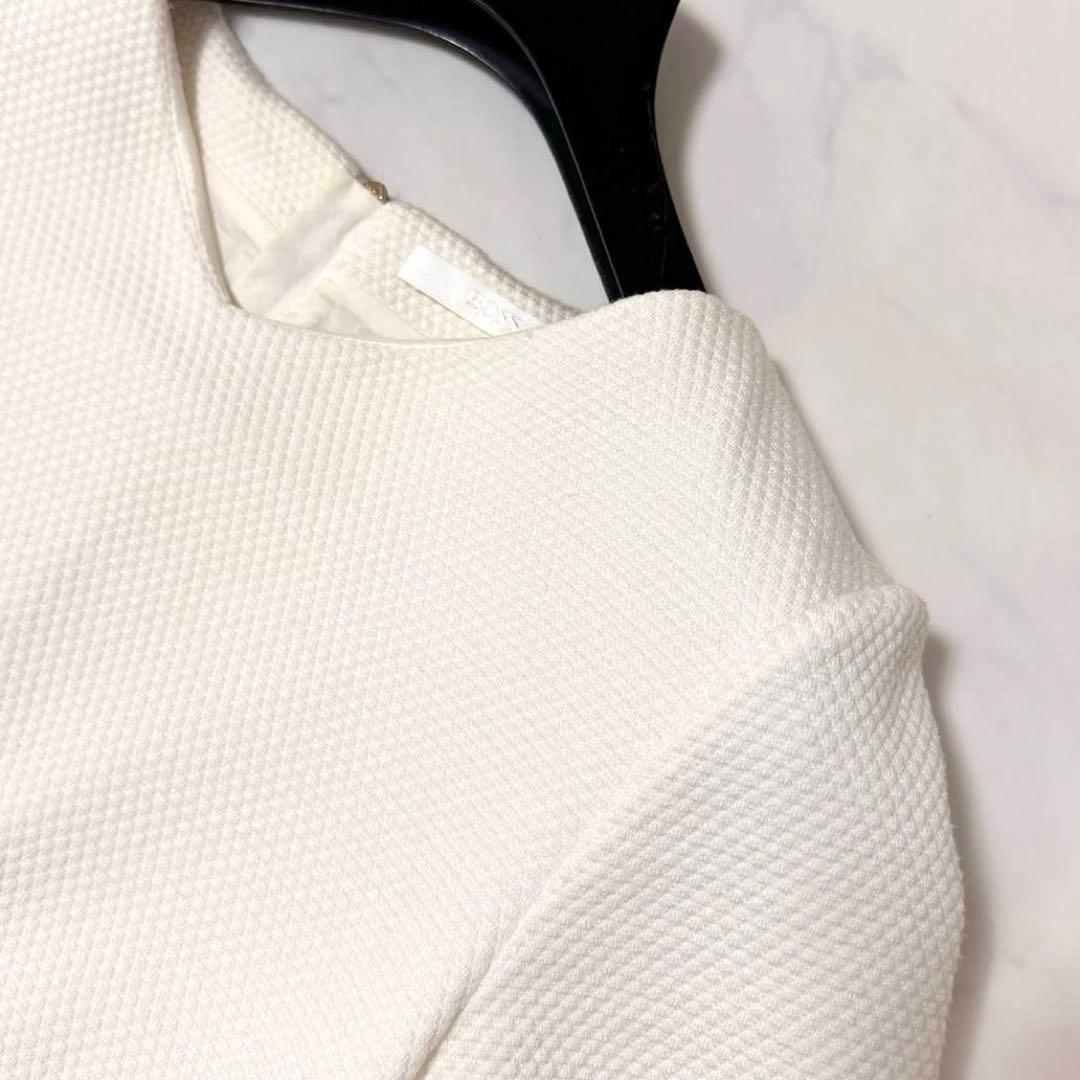 美品 ✨ヒューゴボス　ワンピ―ス　美シルエット　白　40