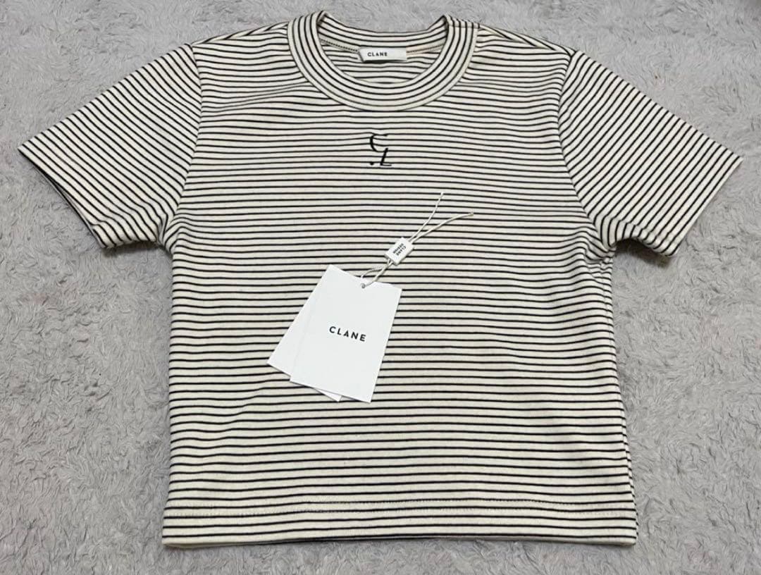 CLANE クラネ LOGO CROPPED TIGHT TEE
